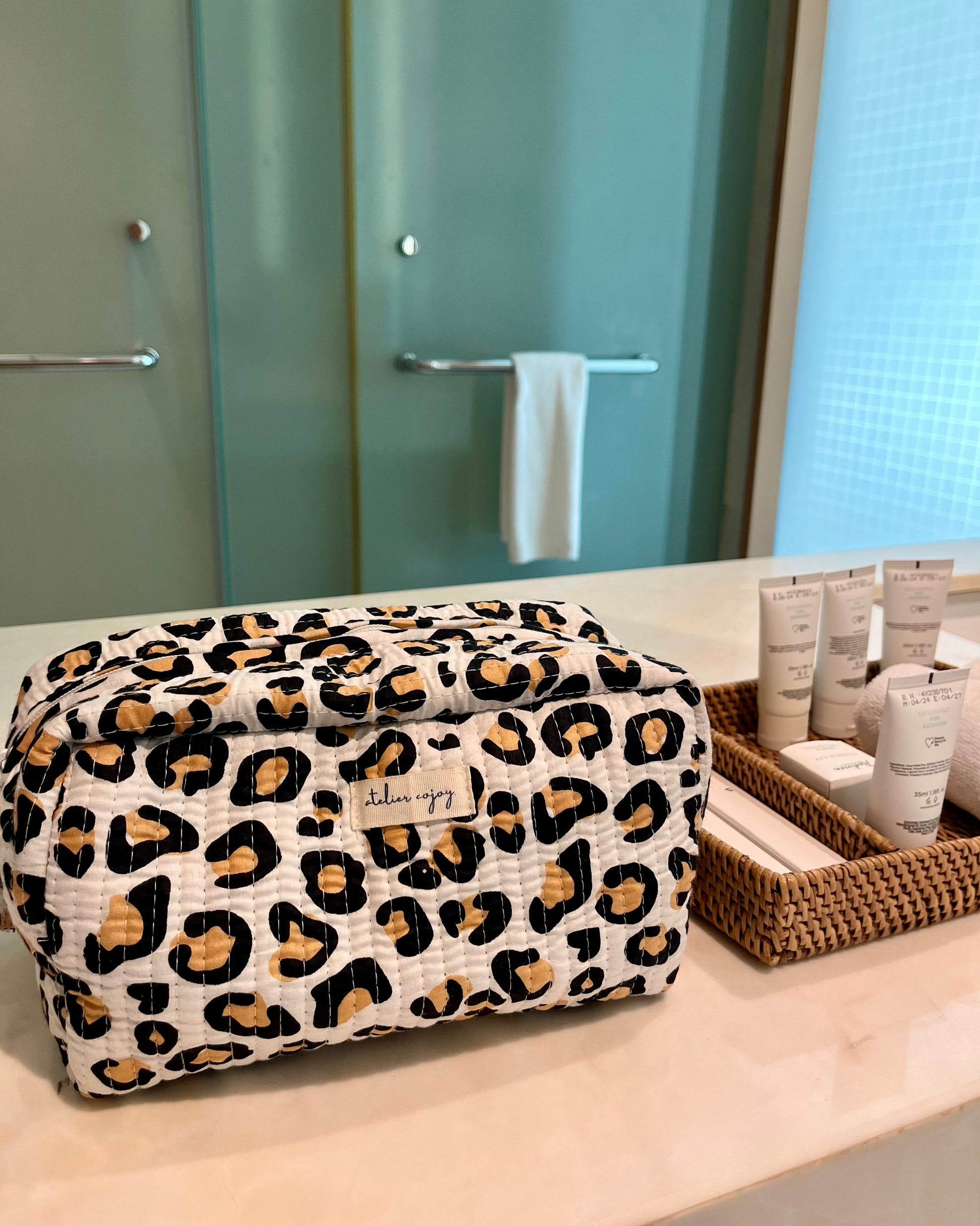 Wild Leopard Print Toiletry Bag for Beauty Essentials Wild Leopard Print Toiletry Bag for Beauty Essentials